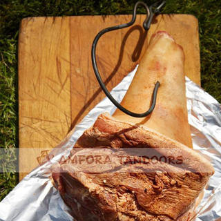 Крюк кованый для бараньей ноги и пр.
